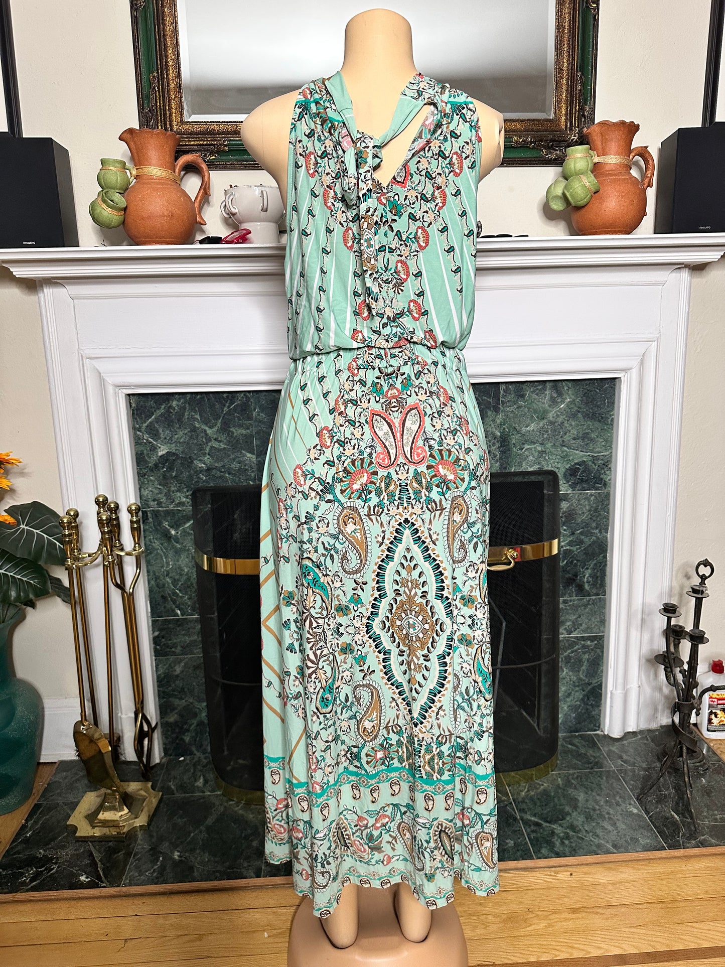 Preloved Green Aztec print maxi sz L