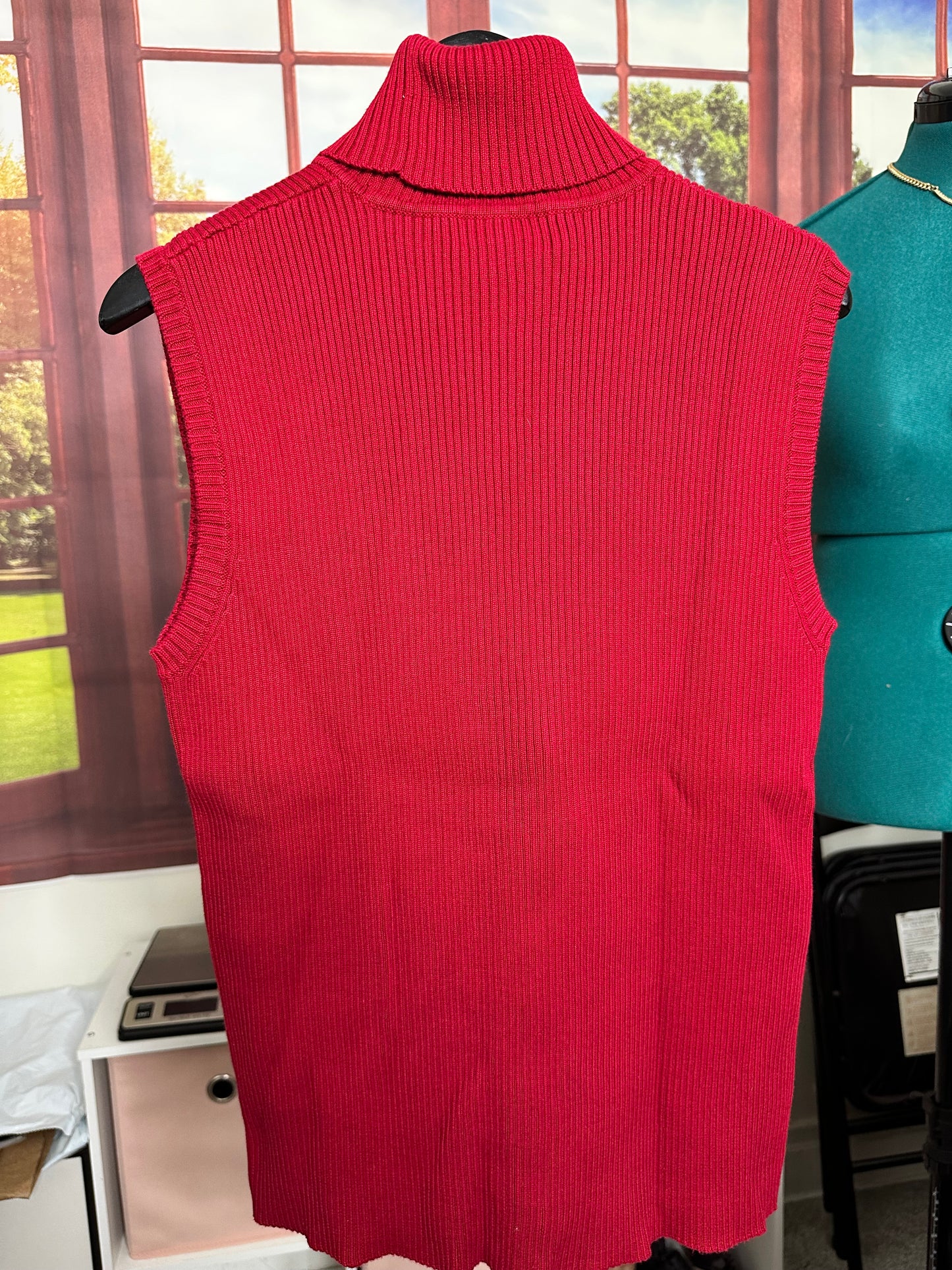 Lauren Ralph Lauren Cranberry Sleeveless Turtleneck Sz XL