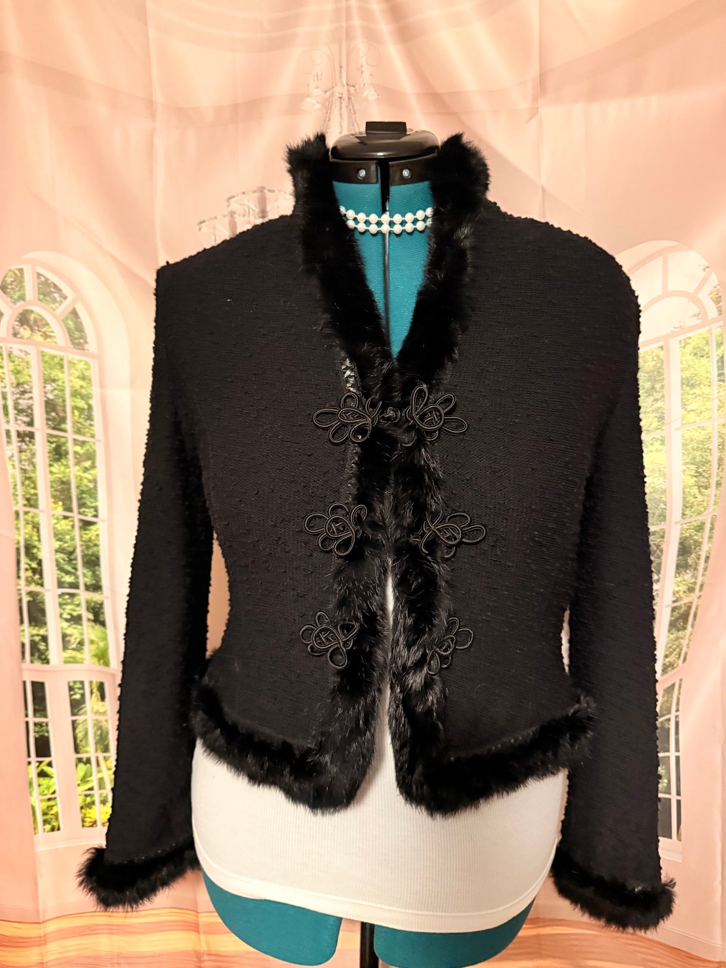 St. John Couture Sz 6