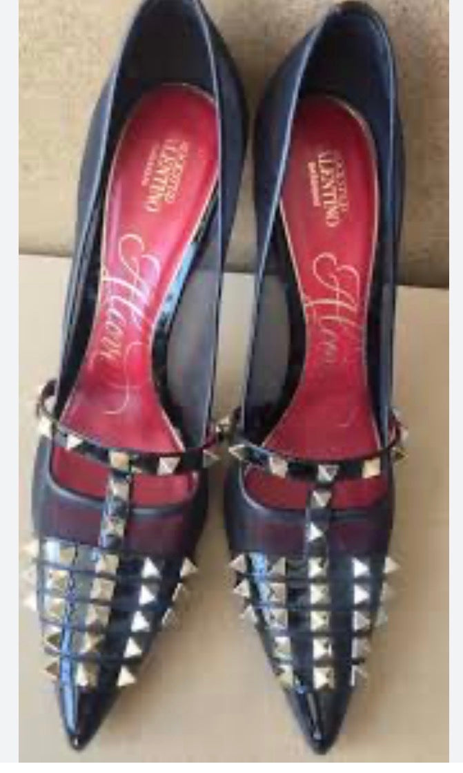 NIB Valentino Garavani Rockstud Alcove 100mm Pump sz 42