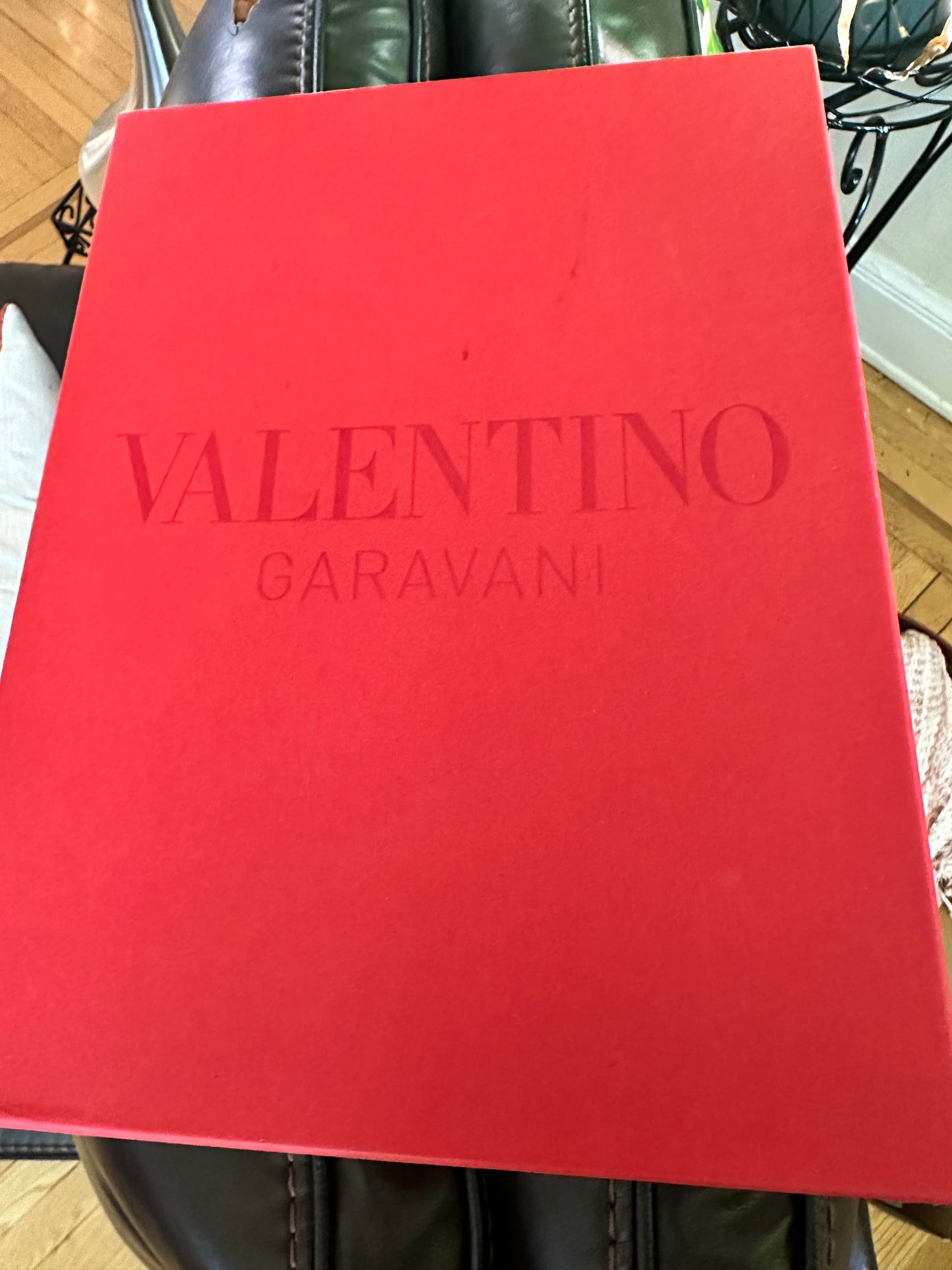 NIB Valentino Garavani Rockstud Alcove 100mm Pump sz 42