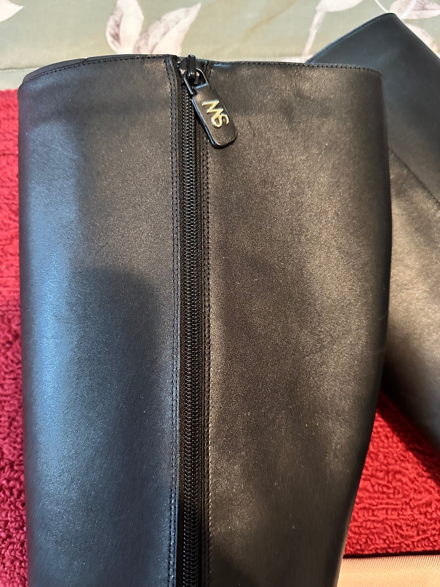 Stuart Weitzman Black Leather Knee High Boots sz 11.5