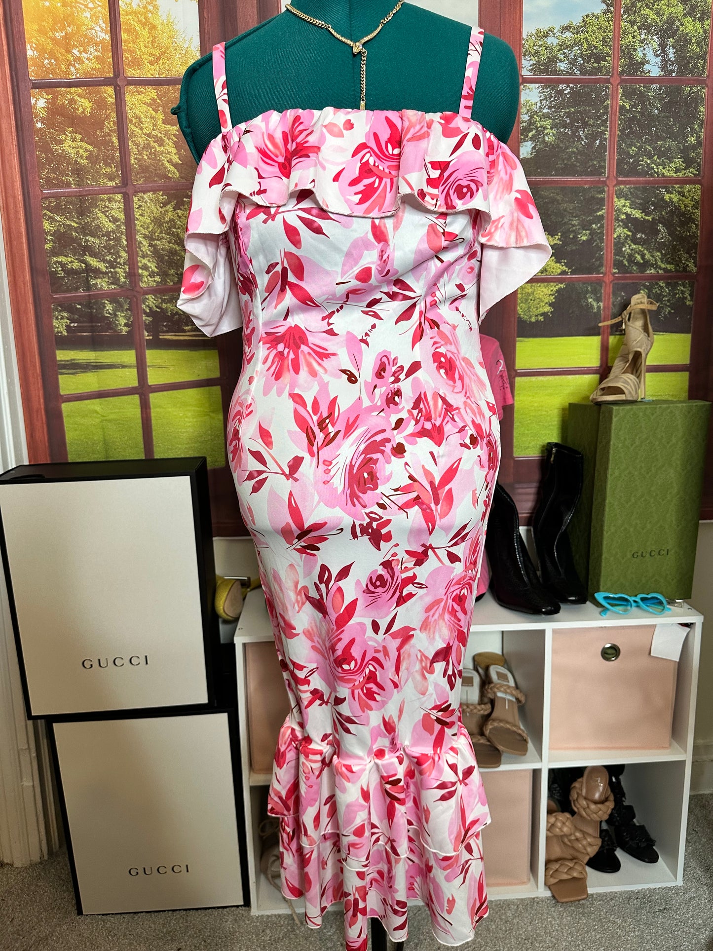 NWT Fashion to Figure Floral Off Shoulder Bodycon dress with ruffled hem size 0X