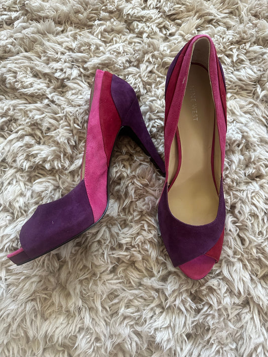 Nine West pink/purple open toe suede pumps sz 11