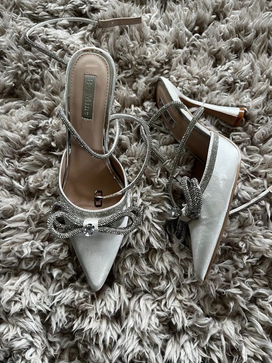 Sparkly bow ankle strap shoes sz 9