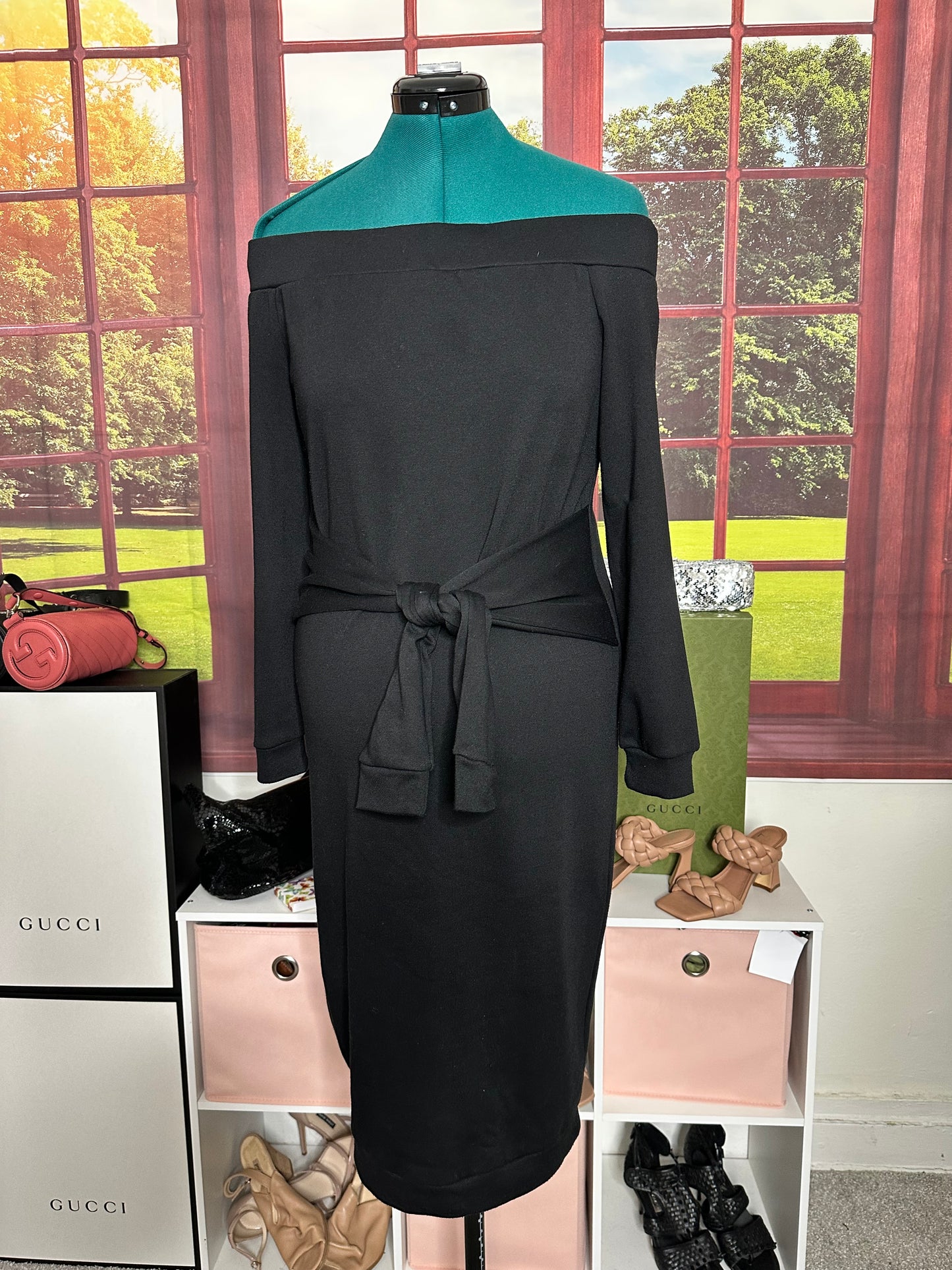 Soprano black off-shoulder dress sz L