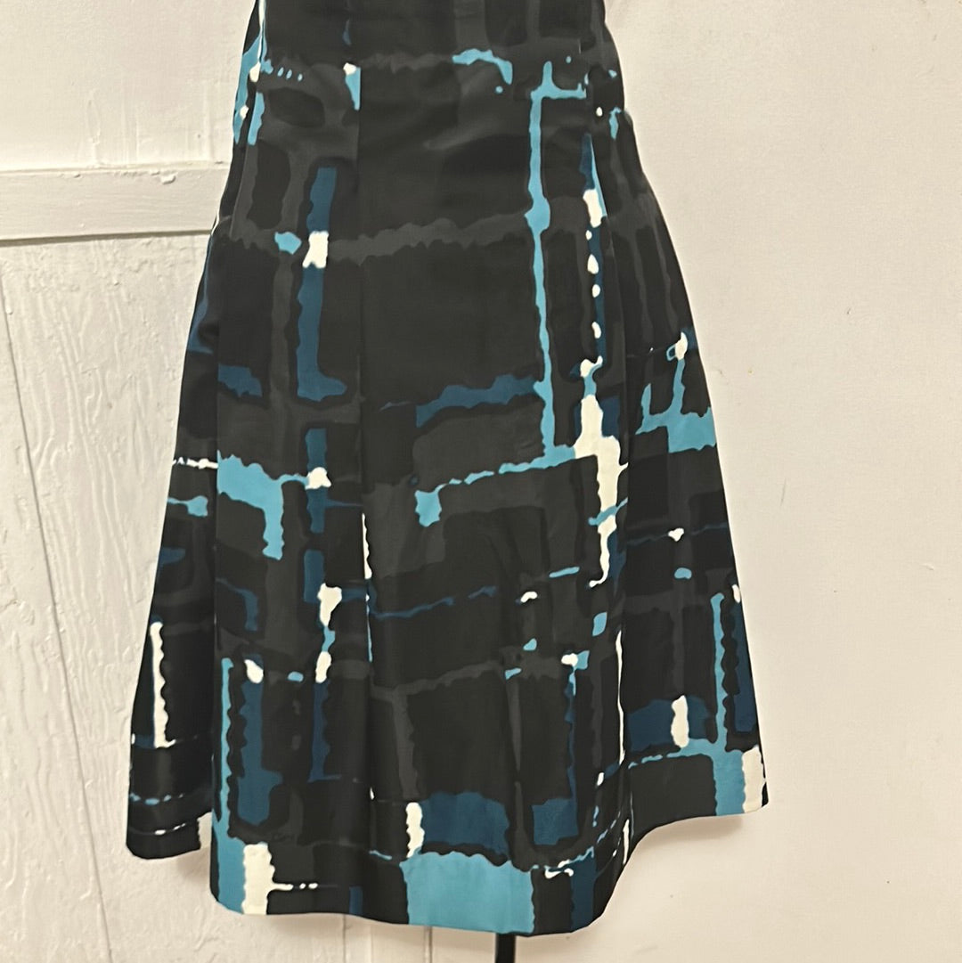 Express design studio Black and blue Skirt Sz 2