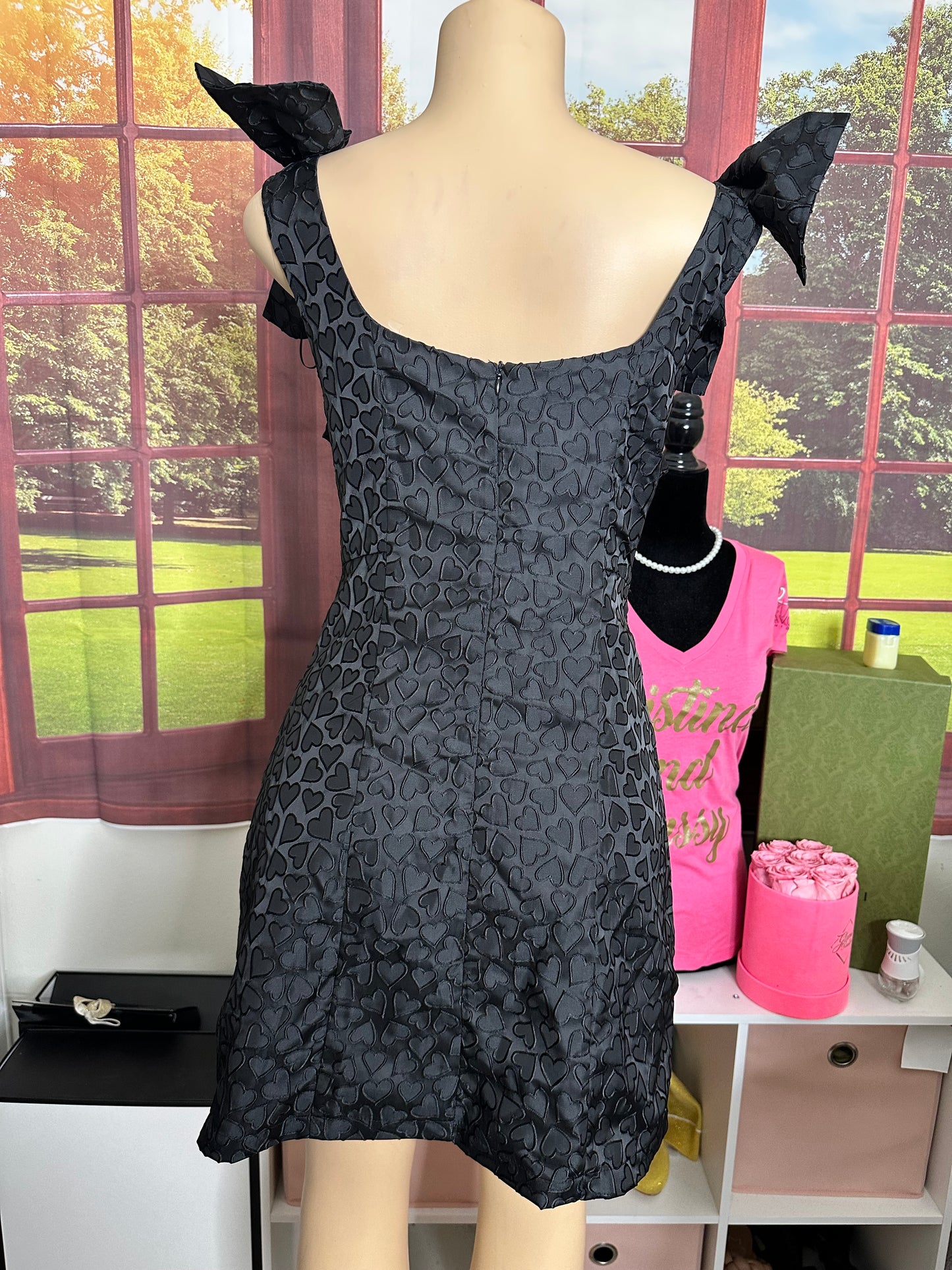 All in Favor Juniors Mini heart dress sz XL