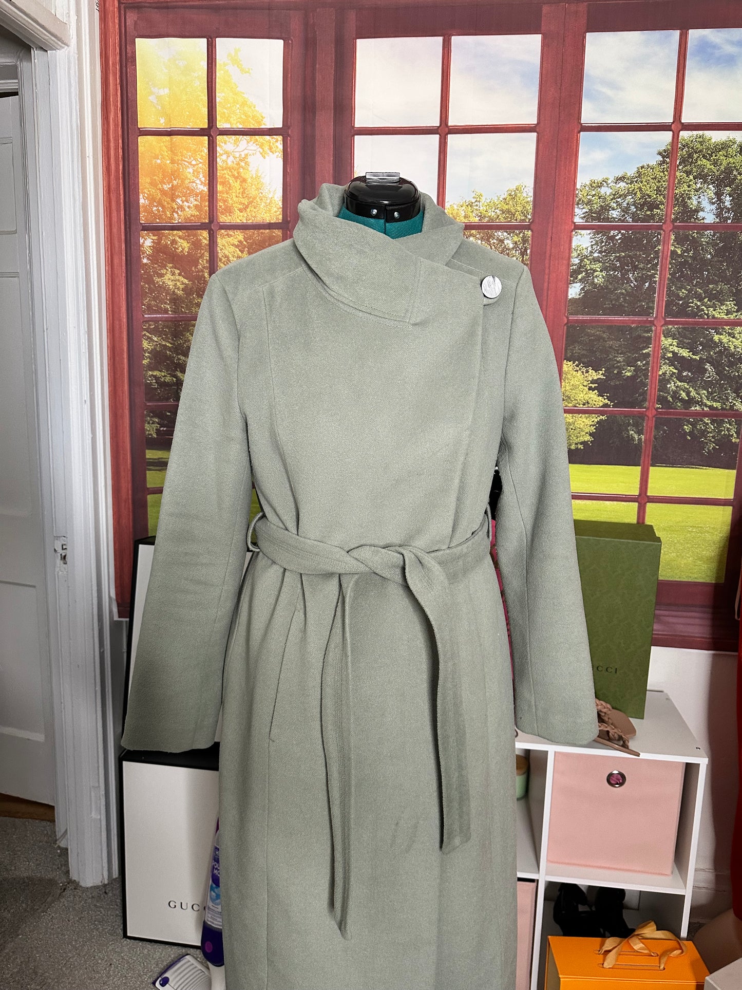 Kenneth Cole Soft Green coat with belt sz 14