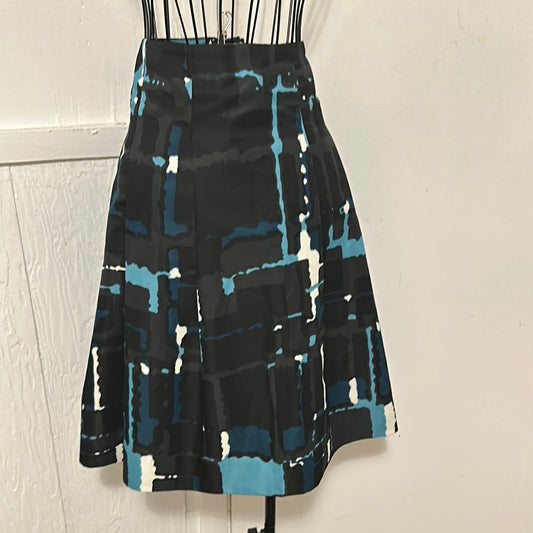 Express design studio Black and blue Skirt Sz 2