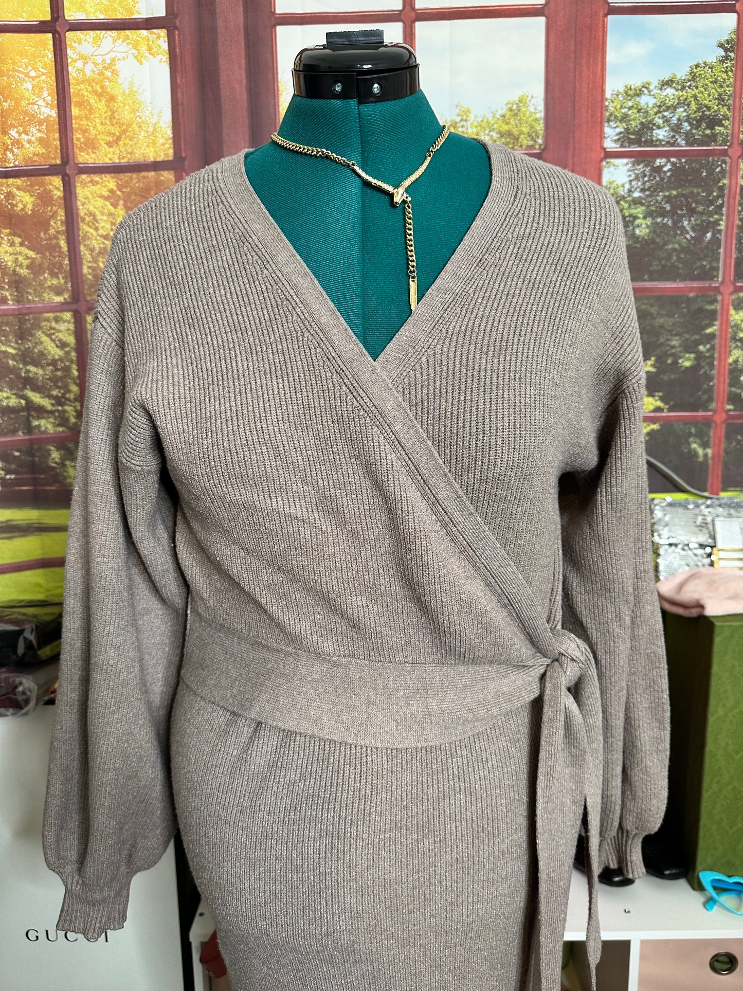 Charles Henry Taupe Sweater Dress with Balloon sleeves sz L