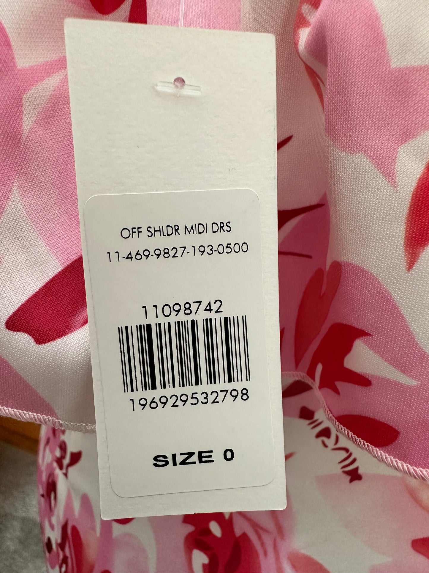 NWT Fashion to Figure Floral Off Shoulder Bodycon dress with ruffled hem size 0X