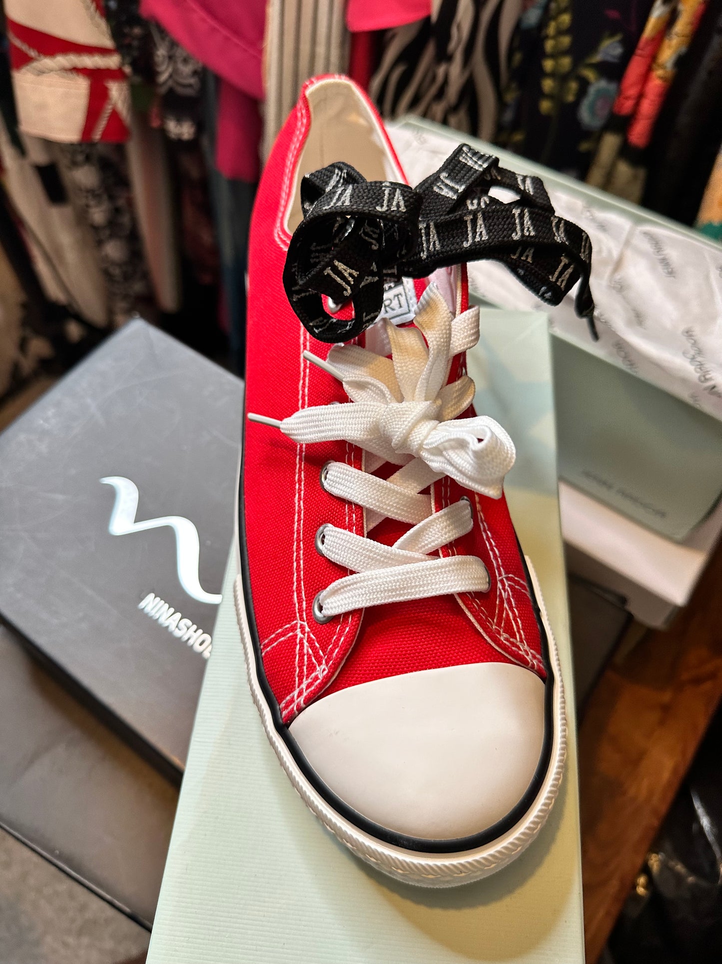 Jenn Ardor Red Canvas sneakers sz 10