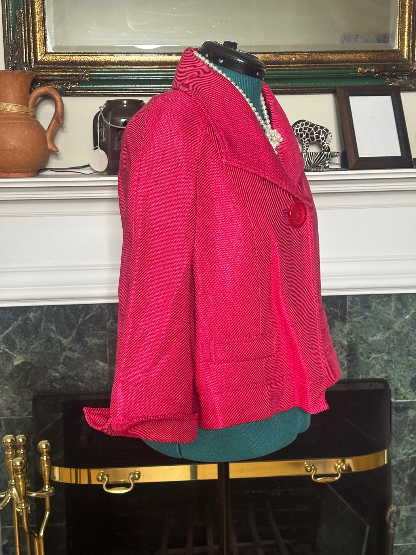 657-Ellen Tracy Fuschia Blazer sz 10 fits 12