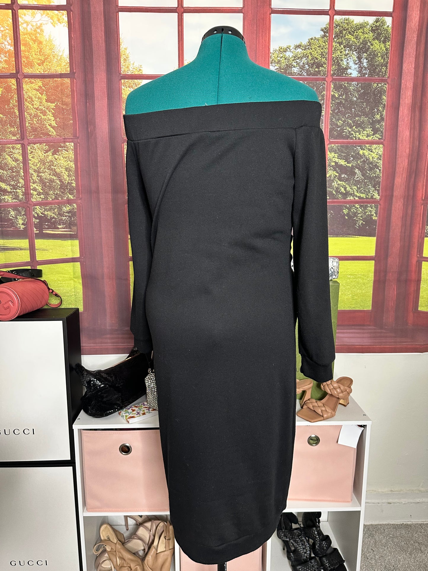 Soprano black off-shoulder dress sz L