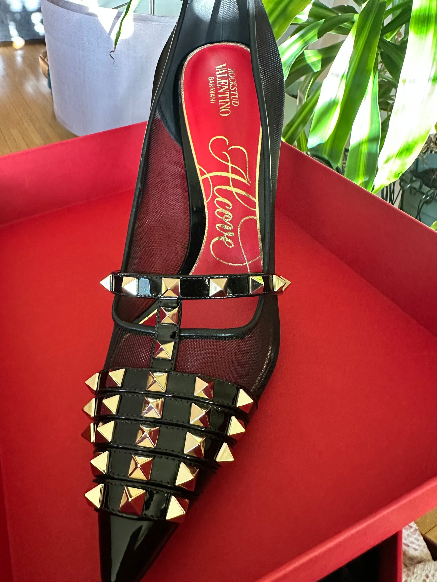 NIB Valentino Garavani Rockstud Alcove 100mm Pump sz 42