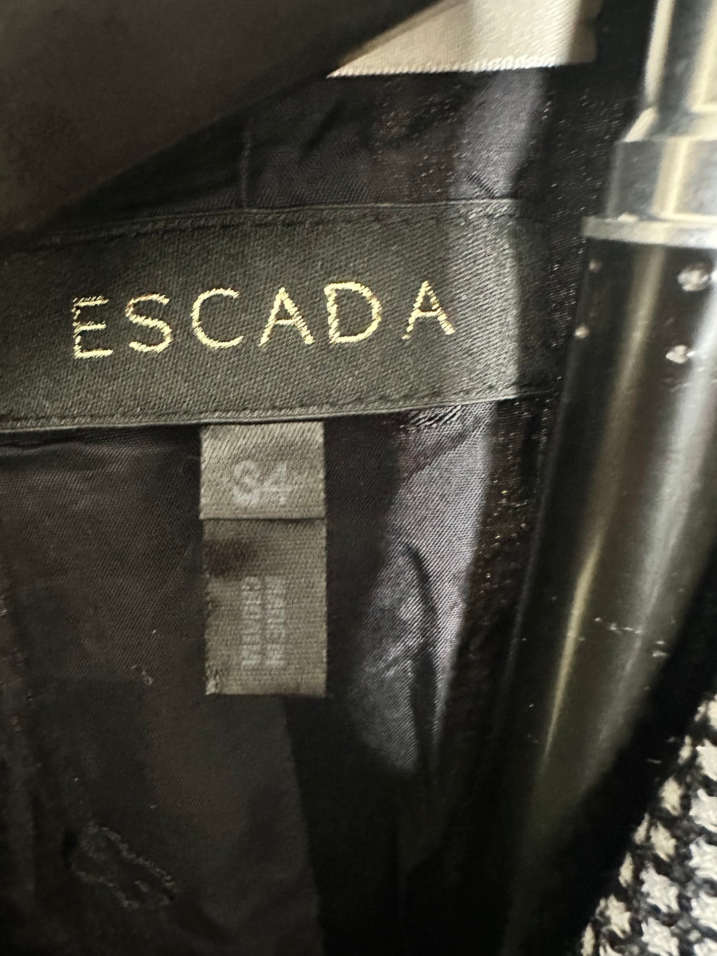 Escada Black and white Piped Tailored blazer sz 34 (XS)
