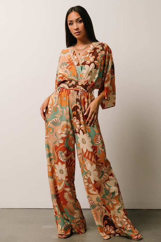 Boohoo floral Jumper Sz 18