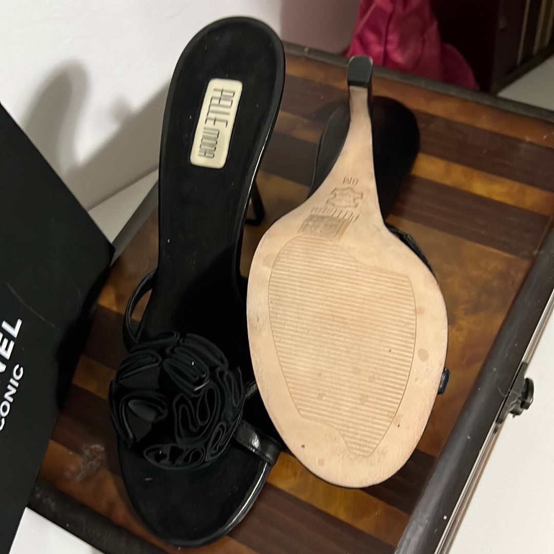 911  Mode Blk slides Sz 8