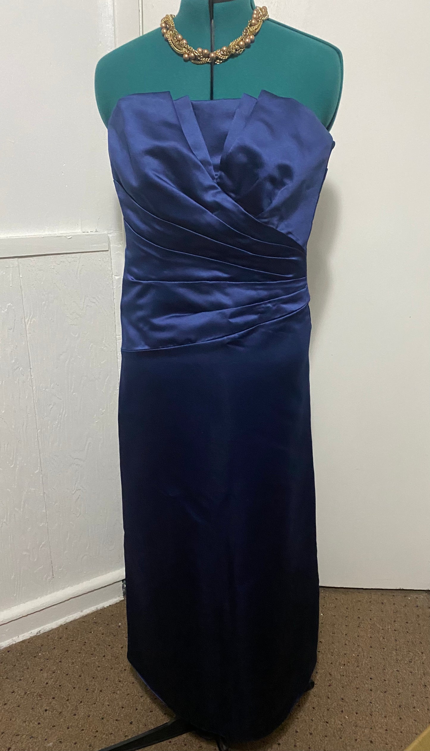 033022 Belse blue evening Dress Sz 12