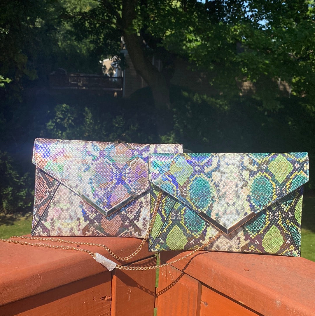 SNAKESKIN TEXTURE ENVELOPE BAG
