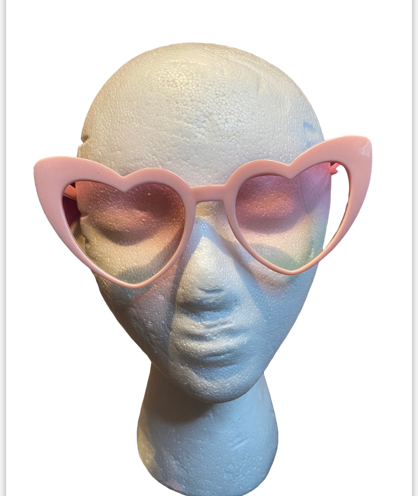 042422 CUTE HEART SUNGLASSES