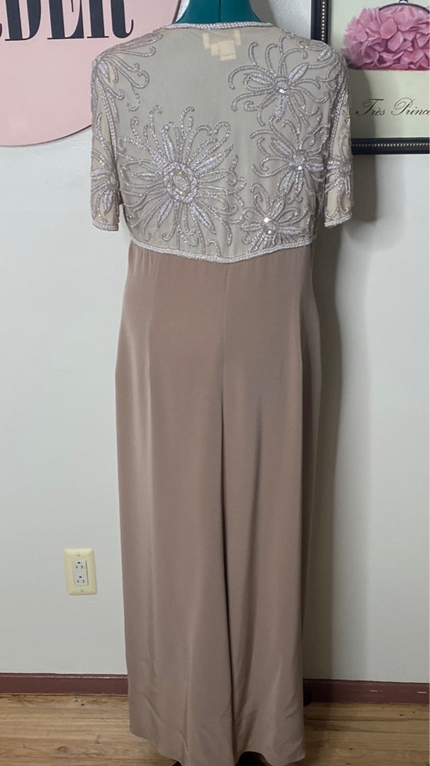 TAUPE SEQUIN BODICE EVENING GOWN SZ 18