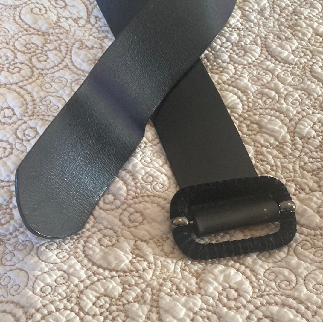 020922 Genuine leather Blk belt Size/M with velvet buckle