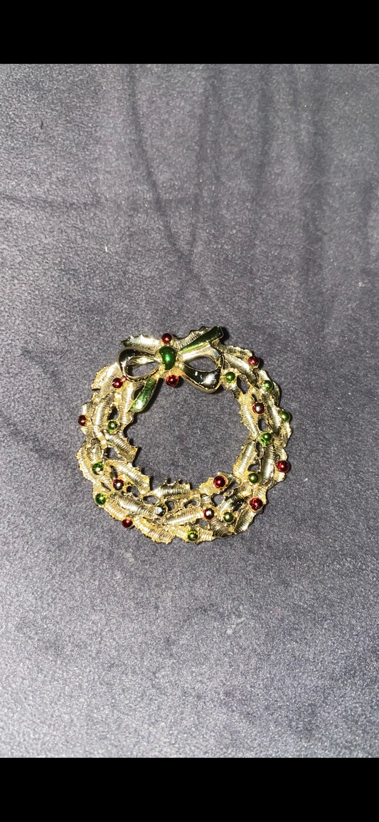 040822 Christmas Reef broach