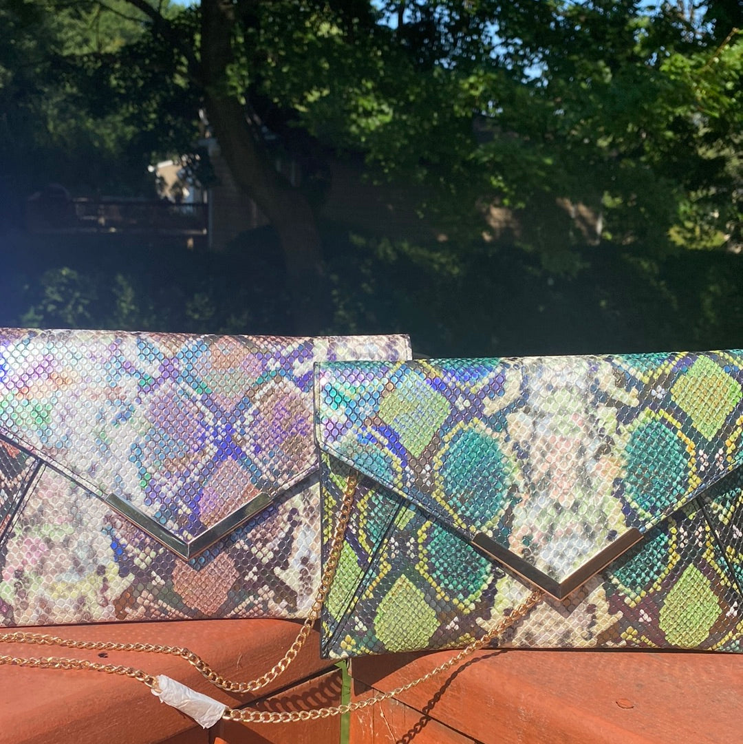 SNAKESKIN TEXTURE ENVELOPE BAG
