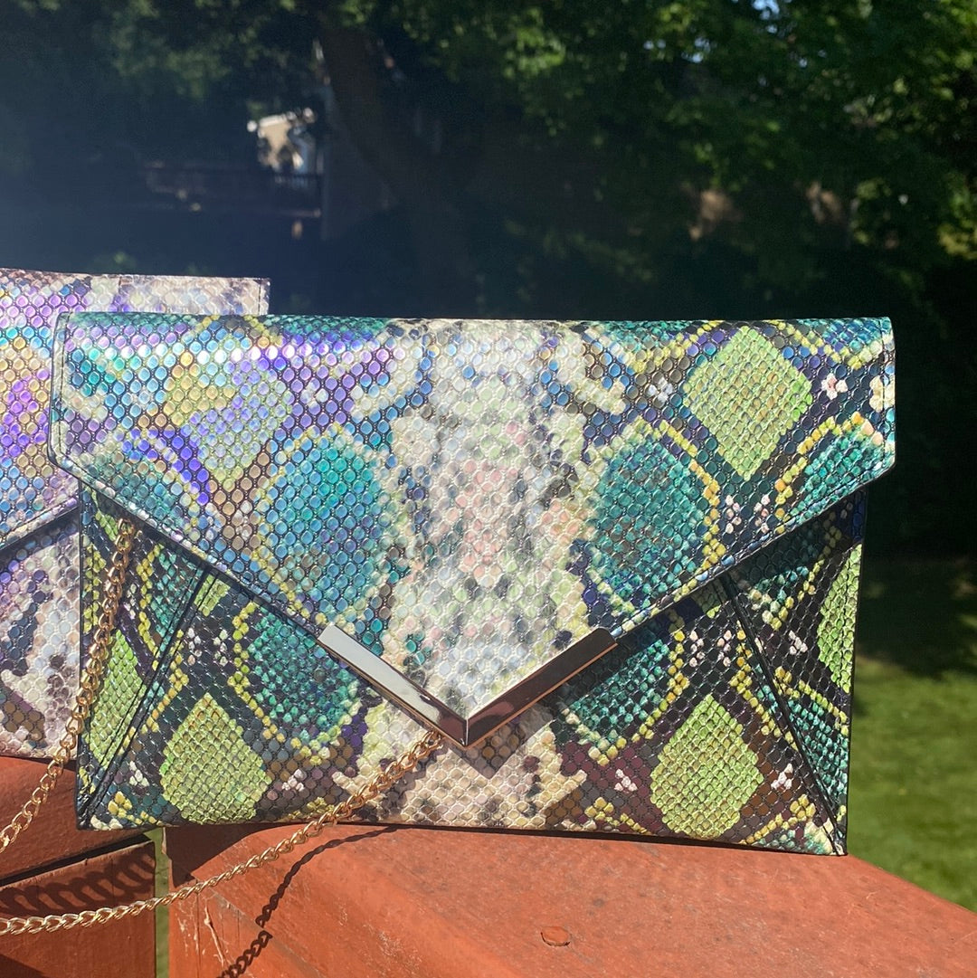 SNAKESKIN TEXTURE ENVELOPE BAG