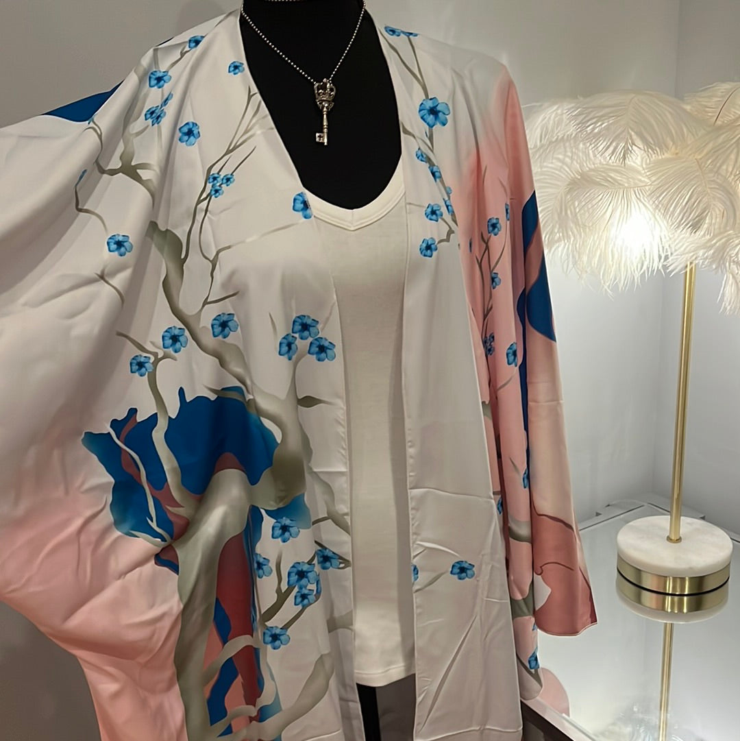 Kimono NWT flowers blue & pink