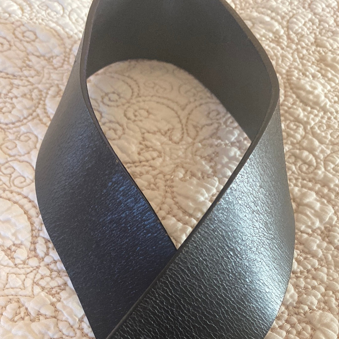 020922 Genuine leather Blk belt Size/M with velvet buckle